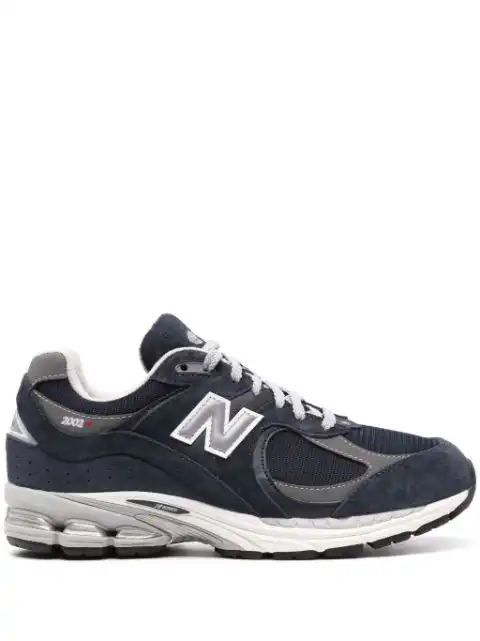 Bmlin New Balance 2002R panelled sneakers 