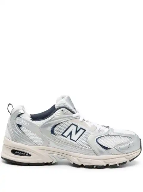 Husky New Balance 530 logo-patch sneakers 