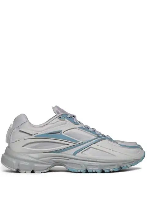 Husky Reebok LTD Premier Road sneakers 