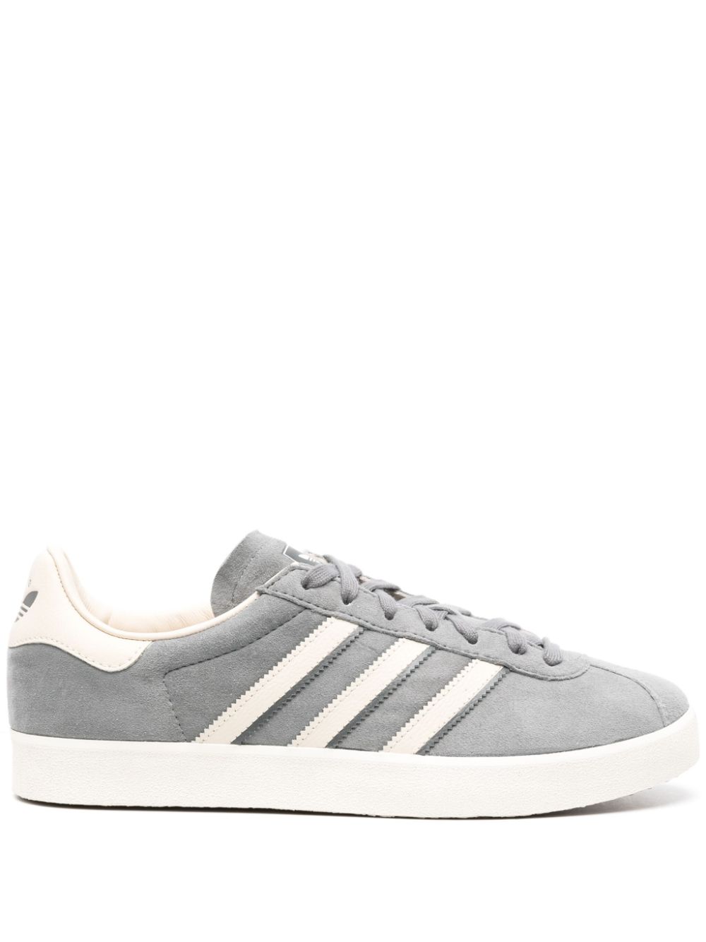 KICKWHO adidas 3 Riemen suede sneakers 