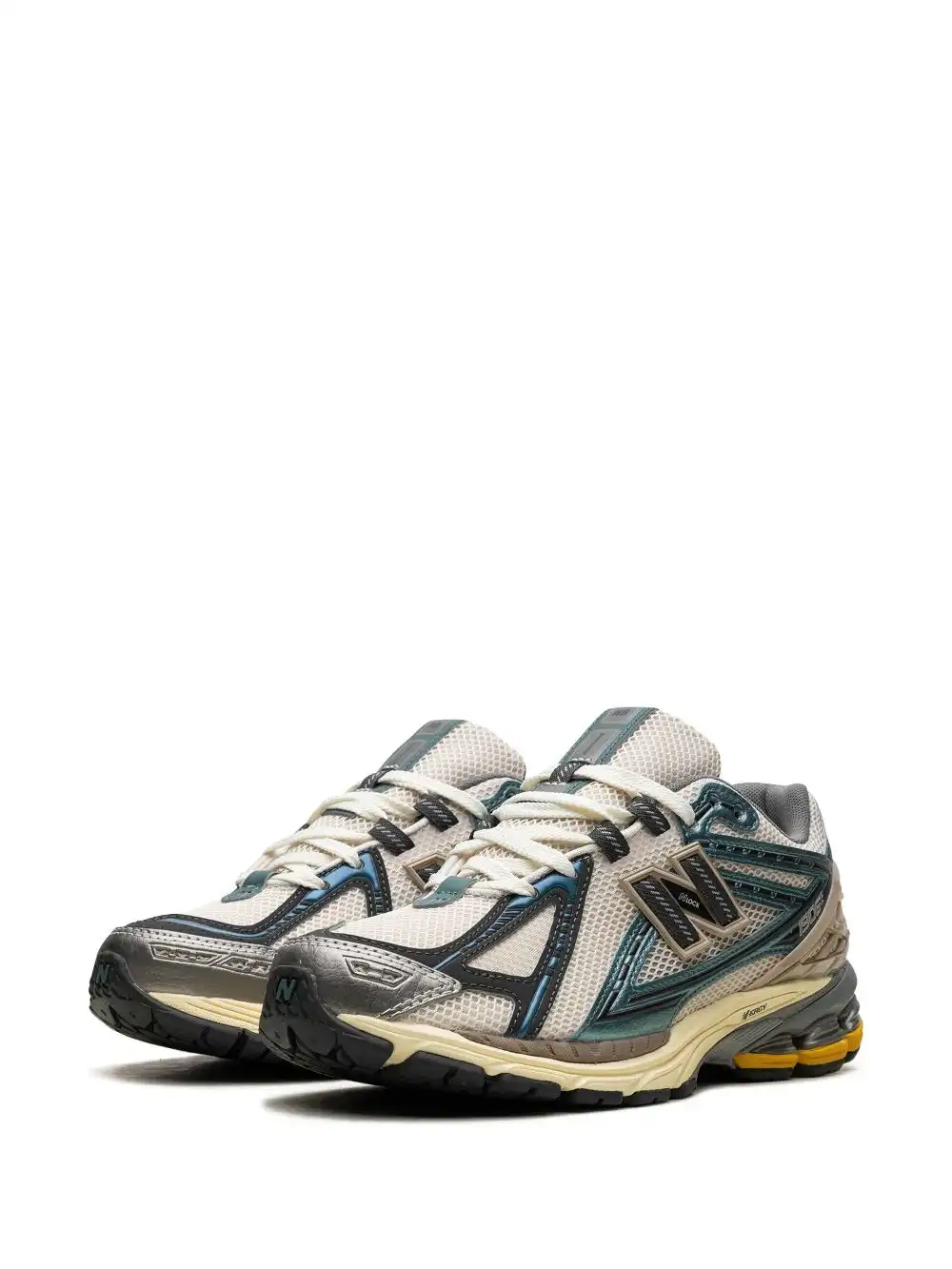 Bmlin Shoes New Balance 1906R panelled sneakers 