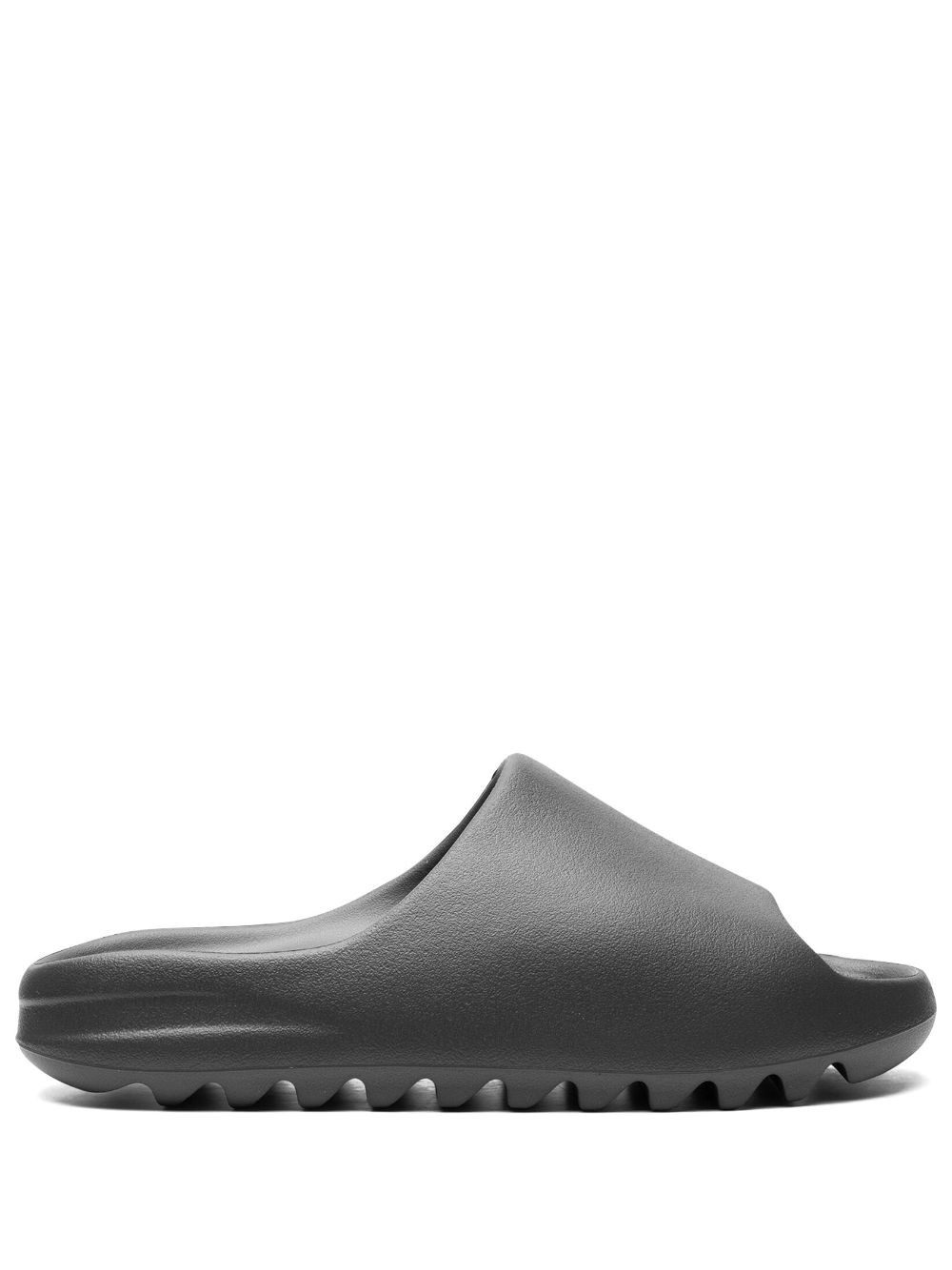 TB adidas Yeezy "Dark Onyx" slides  