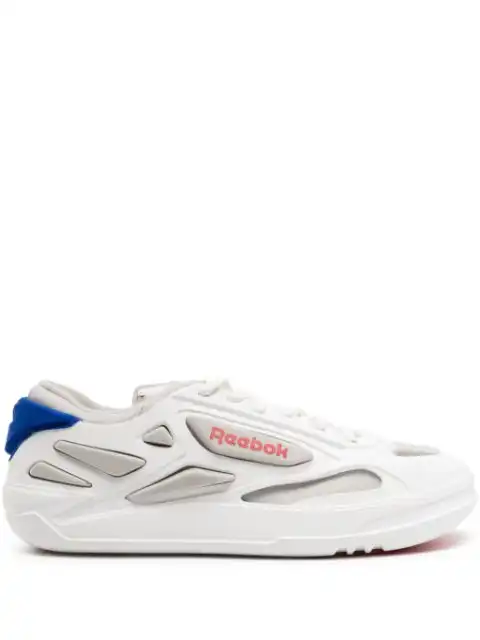 Bmlin Shoes Reebok Club C FWD padded sneakers 