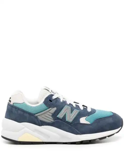 LY New Balance 580 V2 lace-up panelled sneakers 