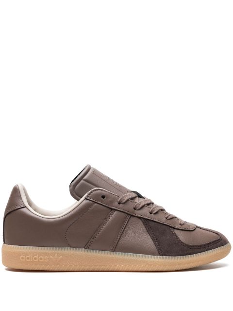 KICKWHO adidas x Size? BW Army "Brown Gum" sneakers 