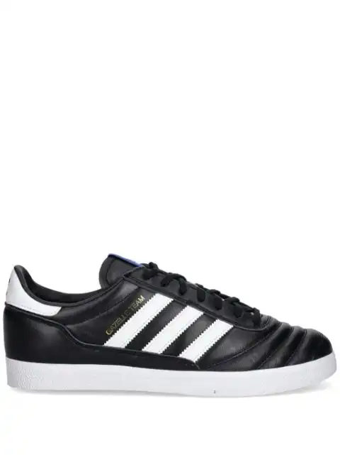 Husky adidas Gazelle Team sneakers 