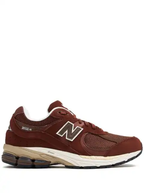 LY New Balance 2002 sneakers 