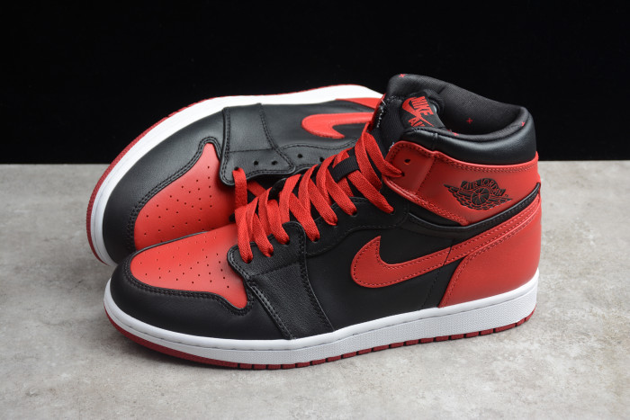 TB Air Jordan 1 Retro Banned 432001-001