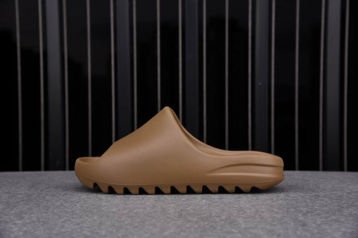 KICKWHO Adidas Yeezy Slide Core G55492