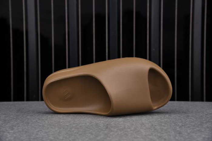 KICKWHO Adidas Yeezy Slide Core G55492