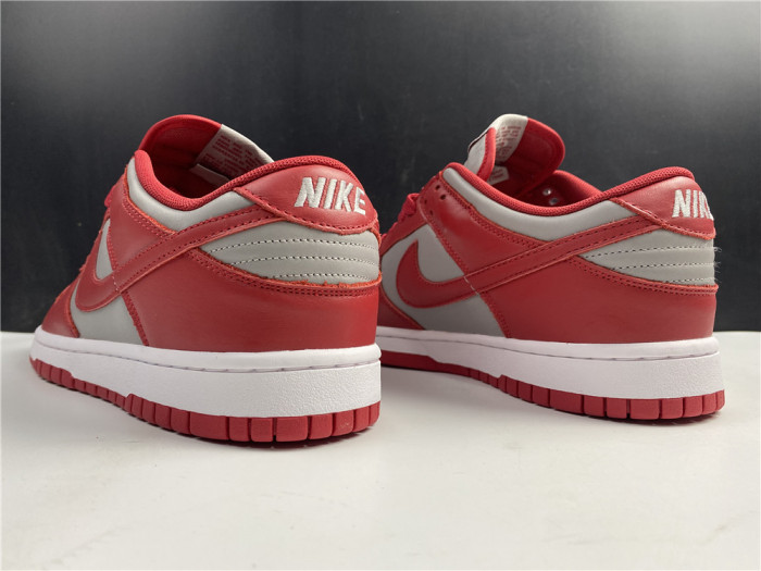 TB Nike Dunk Low Retro Medium Grey Varsity Red UNLV (2021) DD1391-002