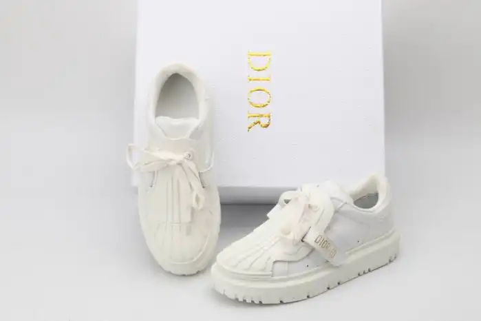 Affordable DR SNEAKER