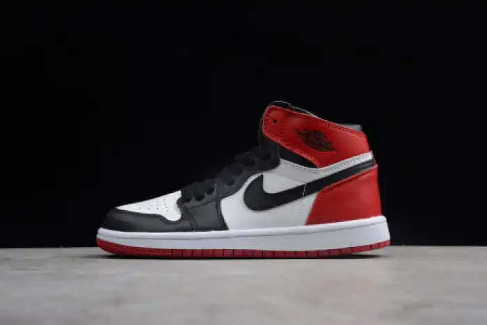 Husky KIDS AIR JORDAN 1 RETRO BLACK TOE (2016) 555088-125