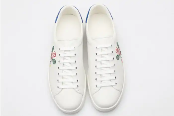 Bmlin GUCC ACE EMBROIDERED LOW-TOP SNEAKER 603696 AY070 9096