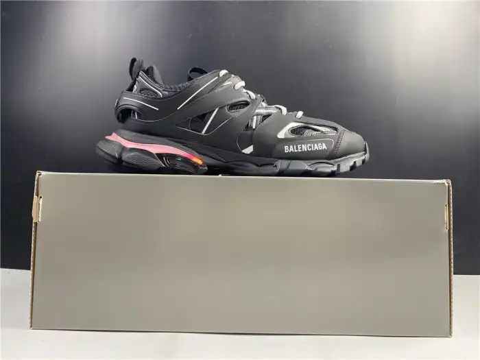 Reps LY BLCG Track Sneaker 542023 W1GB1 2945