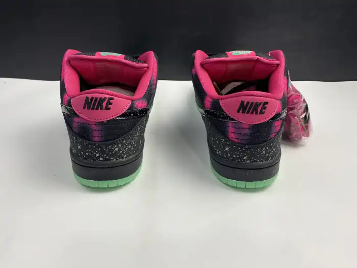 Reps LY NIKE DUNK SB LOW PREMIER 