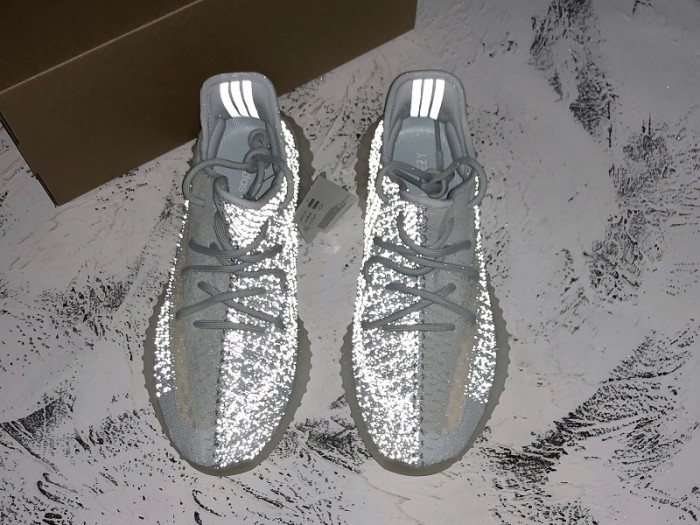 TB Adidas Yeezy Boost 350 V2 Cloud White Reflective FW5317