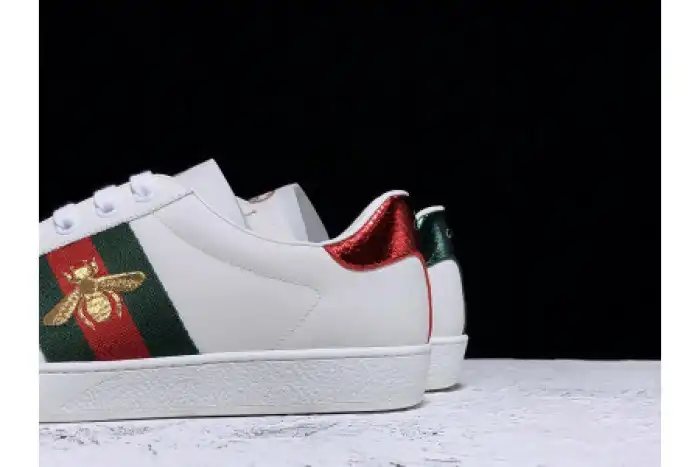 Reps LY GUCC ACE EMBROIDERED LOW-TOP SNEAKER WHITE WITH BEE