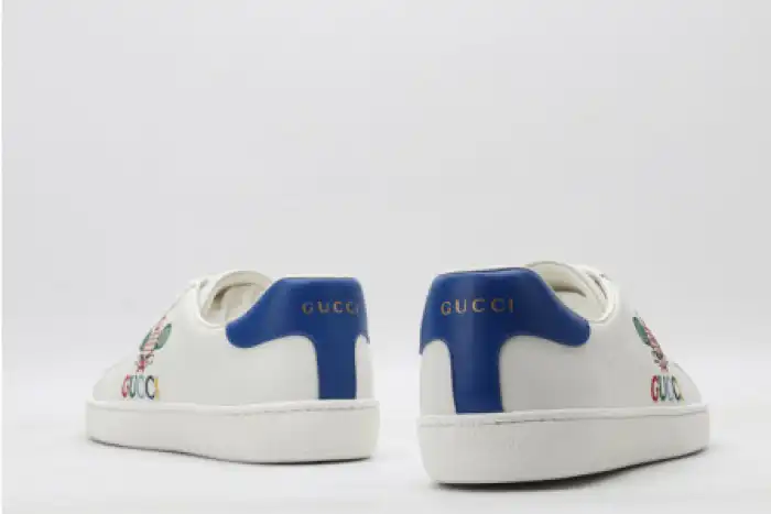 Bmlin GUCC ACE EMBROIDERED LOW-TOP SNEAKER 603696 AY070 9096