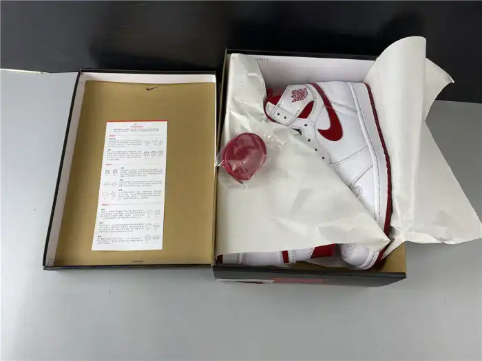 Cheap Air Jordan 1 Retro Metallic Red (2017) 555088-103