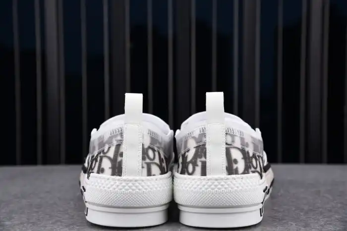 Bmlin Shoes DR Homme Kaws Sneaker Black & White