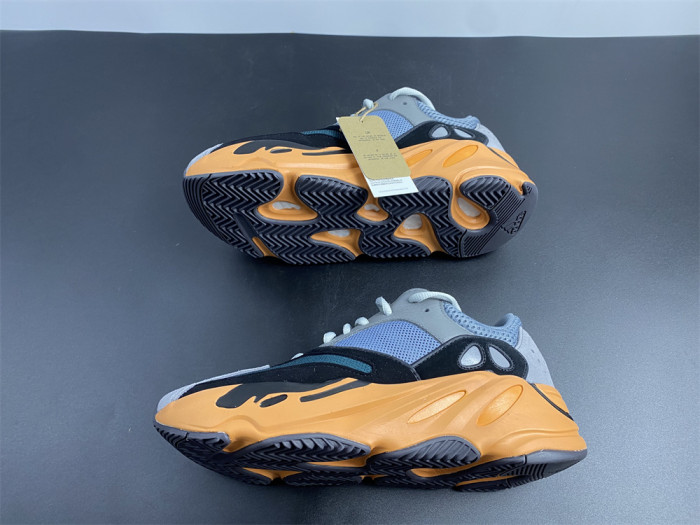 TB Adidas Yeezy Boost 700 V2 Sun GW0296