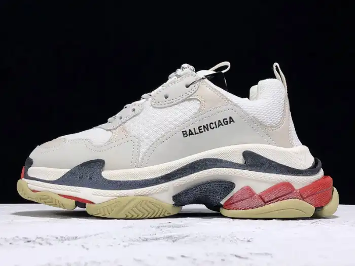 BK BLCG Triple S White Black Red 533882 W09E1 9000