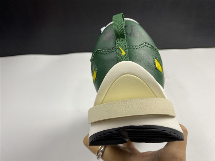 TB NIKE VAPORWAFFLE SACAI TOUR YELLOW STADIUM GREEN CV1363-700