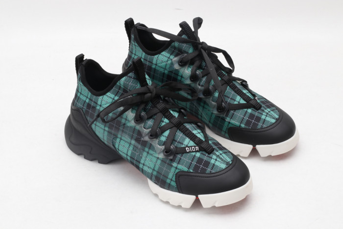 TB DR-CONNECT GREEN PLAID