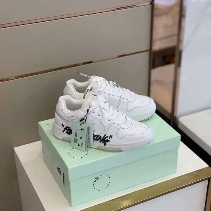 Bmlin OFF WHITETM C O VIRGIL ABLOH OUT OF OFFICE LOW-TOP LEATHER SNEAKERS 