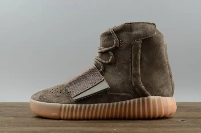 Bmlin Shoes adidas Yeezy 750 Boost Light Brown BY2456