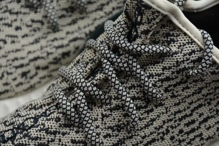 Bmlin Adidas YEEZY 350 Boost Turtle Dove AQ4832