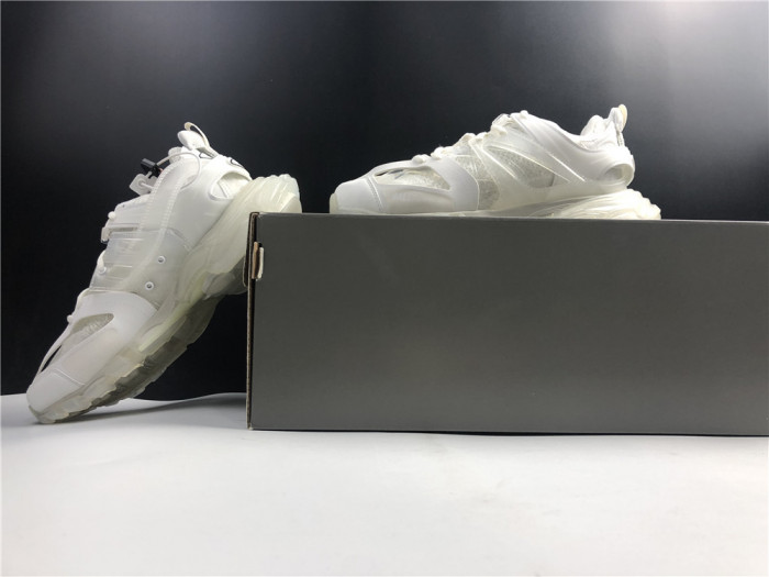 KICKWHO BLCG Track Sneaker 542436 W3GB1 7301