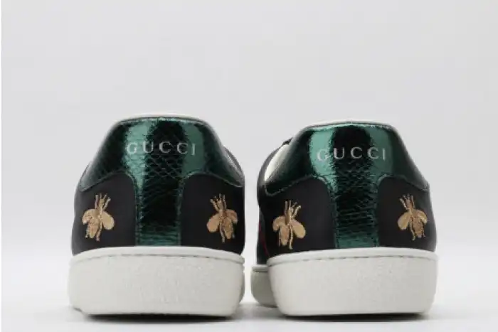 Bmlin GUCC ACE EMBROIDERED LOW-TOP SNEAKER 386750 A38F0 1079