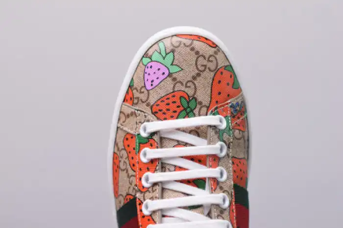 Reps LY GUCC ACE EMBROIDERED LOW-TOP SNEAKER 431920 DOPEO 9064