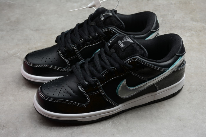 KICKWHO Nike SB Dunk Low Diamond Supply Co Black Diamond BV1310-001