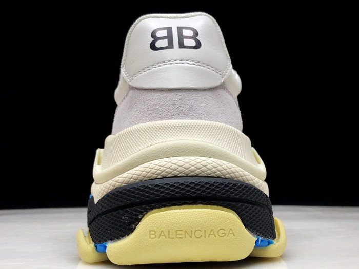 TB BLCG Triple-S Sneaker 2.0 500597 W09T1 9000