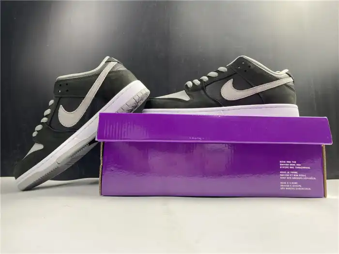 Rep LY Nike SB Dunk Low J-Pack Shadow BQ6817-007