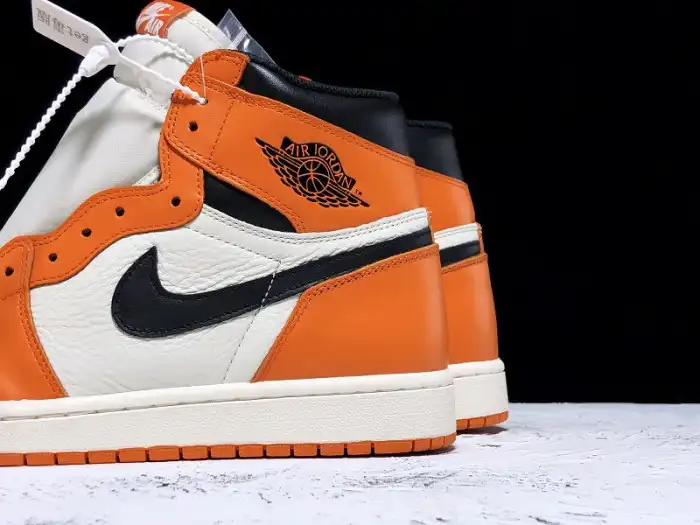 Kicked Out Shoe Store Air Jordan 1 Shattered Backboard Away 555088-113