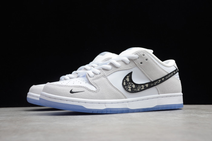 KICKWHO DR x Nike Dunk SB Low BQ6817-002