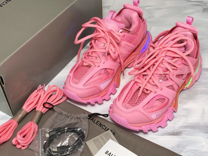 TB BLCG Track Trainer Pink Lighted 542436 W2LA1 5842