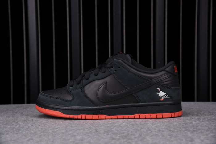 KICKWHO Nike SB Dunk Low Black Pigeon 883232-008