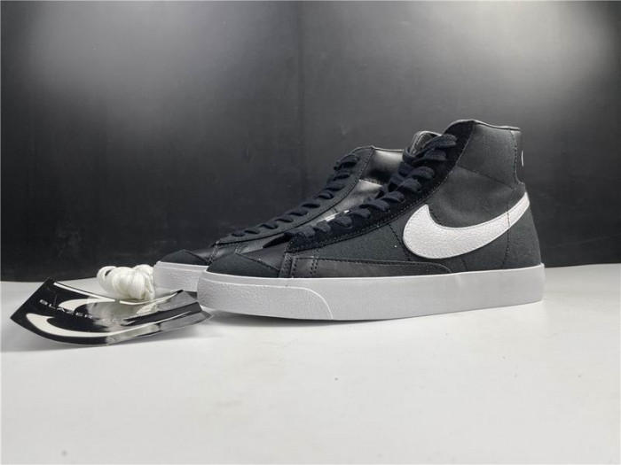 TB Nike Blazer Mid 77 Vintage Slam Jam CD8233 100