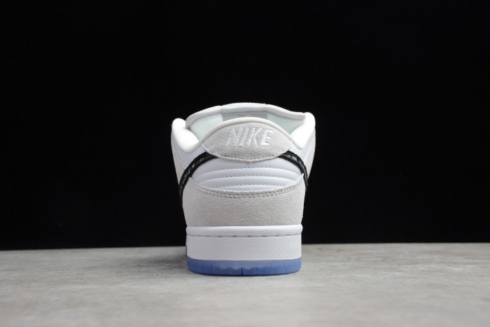 KICKWHO DR x Nike Dunk SB Low BQ6817-002