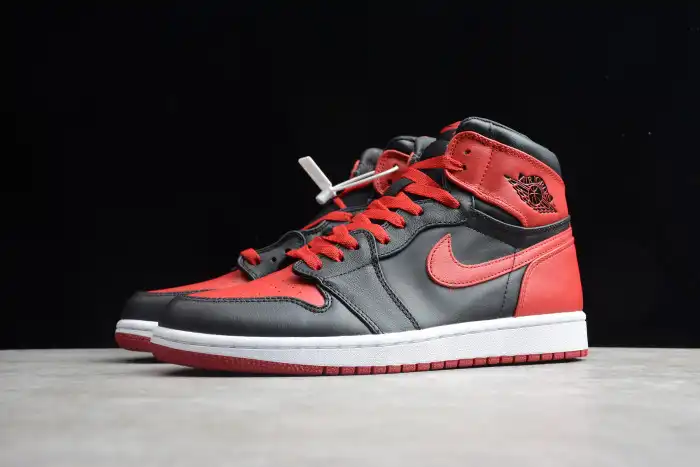 Kicked Out Shoe Store Air Jordan 1 Retro Banned 432001-001