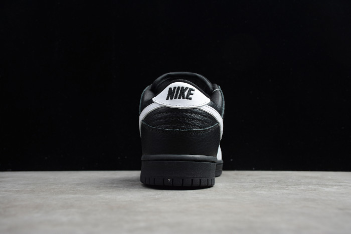 KICKWHO Nike SB Dunk Low Yin Yang 313170-023