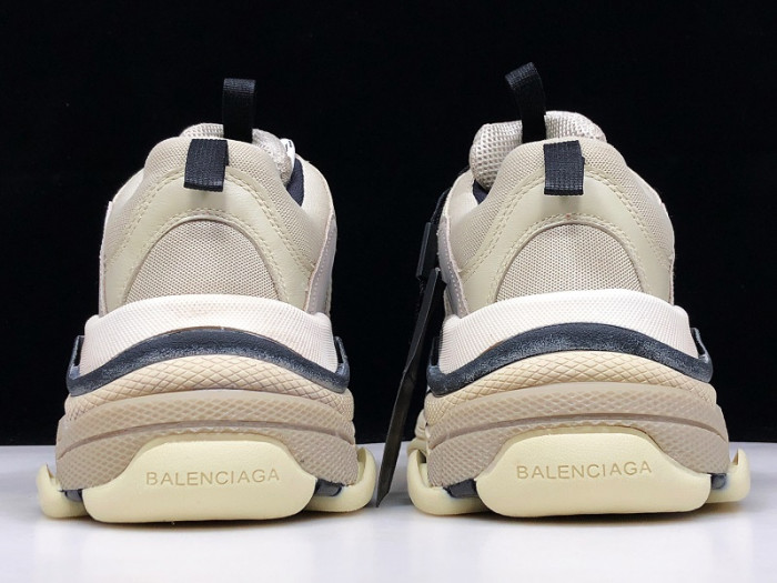 TB BLCG TRIPLE S TRAINER 'VANILLE' 536737 W09O6 9787