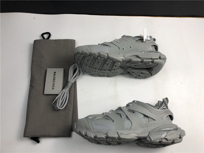 KICKWHO BLCG Track Sneaker 542436 W2LA1 3353