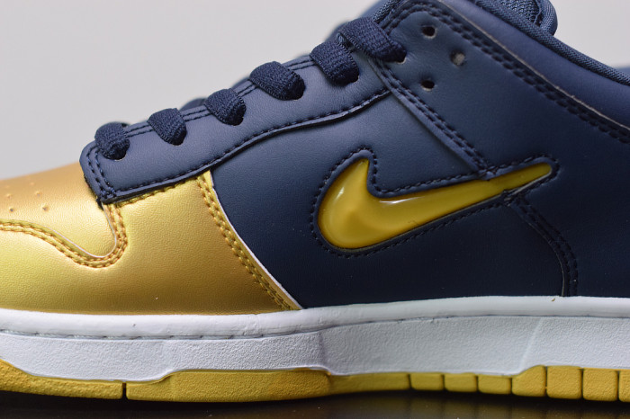 KICKWHO Nike SB Dunk Low Jewel Swoosh Gold CK3480-700