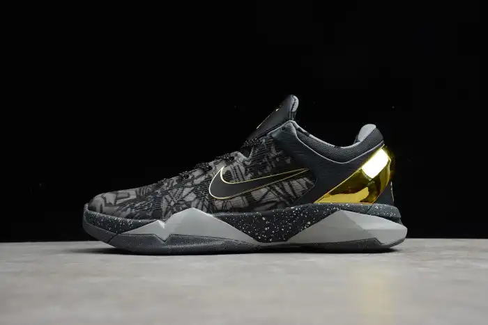 Husky NIKE KOBE 7 PRELUDE (LONDON) 639692-001